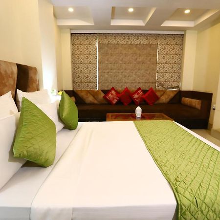 The Picasso Residency - Naraina New Delhi Hotel ภายนอก รูปภาพ