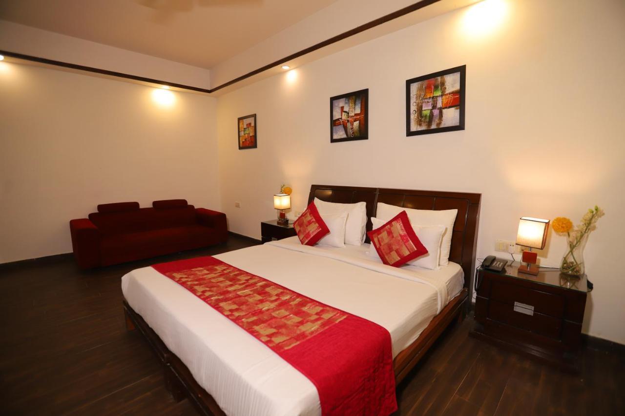 The Picasso Residency - Naraina New Delhi Hotel ภายนอก รูปภาพ
