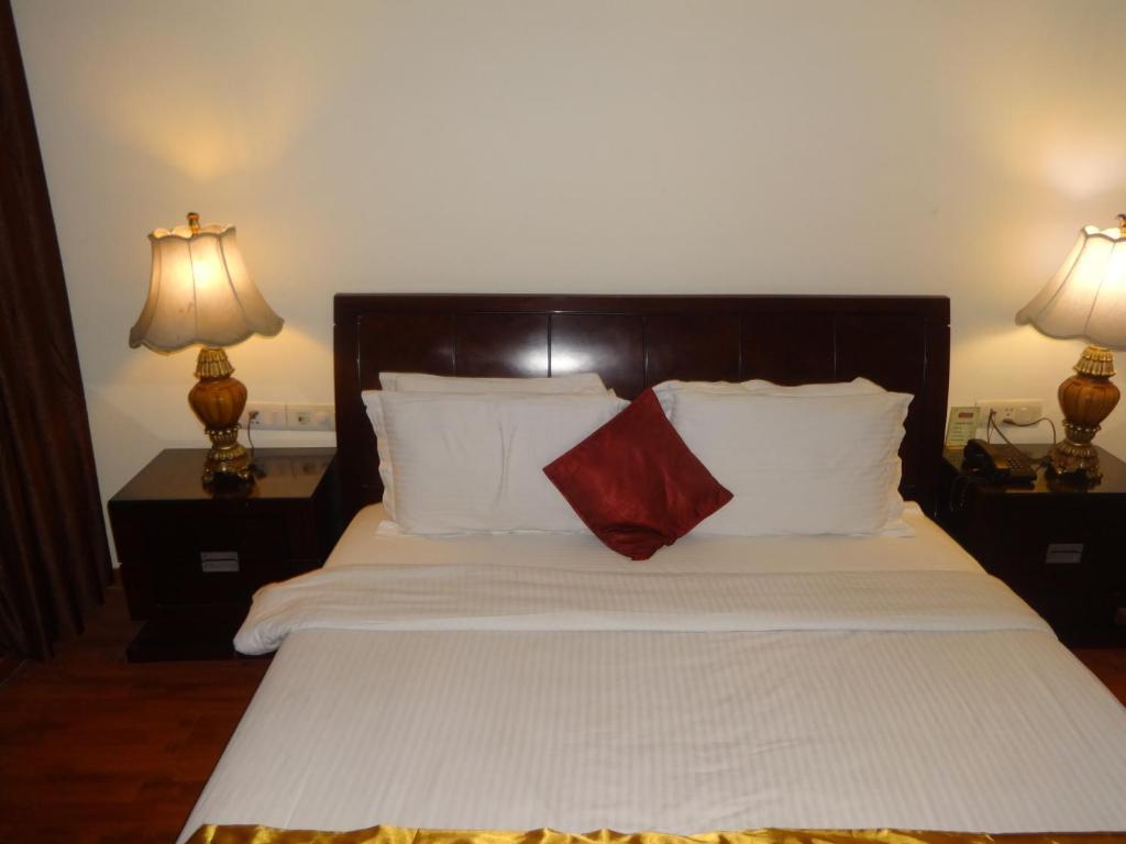 The Picasso Residency - Naraina New Delhi Hotel ภายนอก รูปภาพ