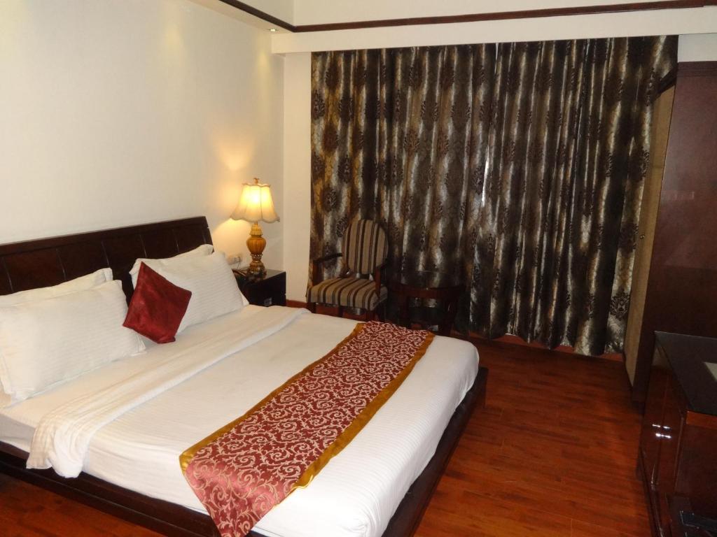 The Picasso Residency - Naraina New Delhi Hotel ภายนอก รูปภาพ