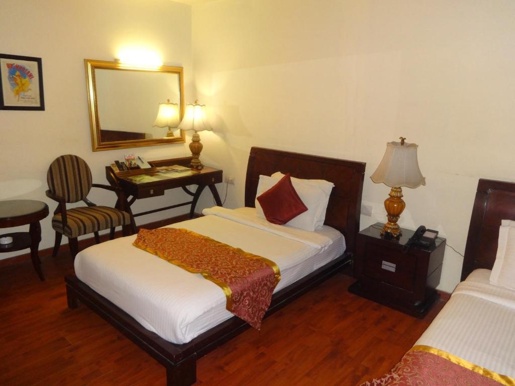 The Picasso Residency - Naraina New Delhi Hotel ภายนอก รูปภาพ